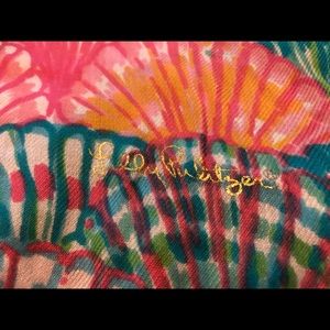 BNWOT Lilly Pulitzer Scarf